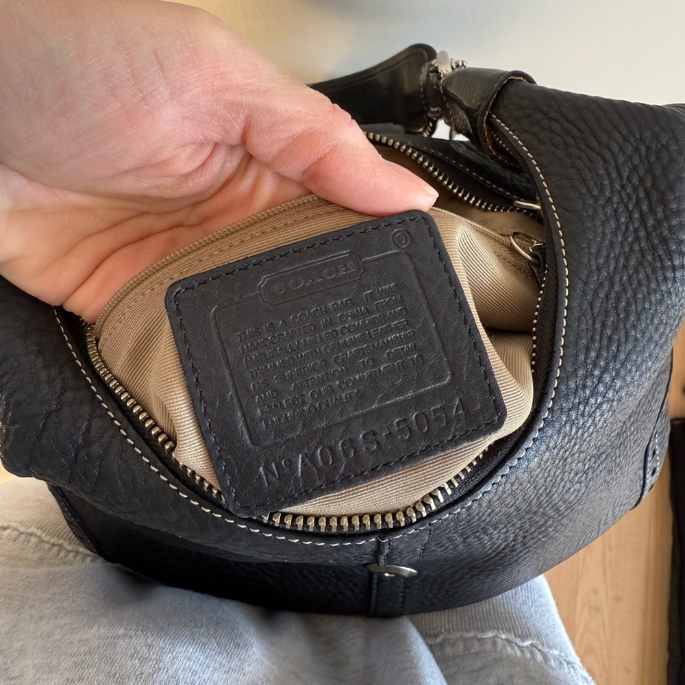 Coach Vintage Y2K Soho Buckle Hobo Bag 5054 - Black Pebbled Leather - Picture 15 of 15
